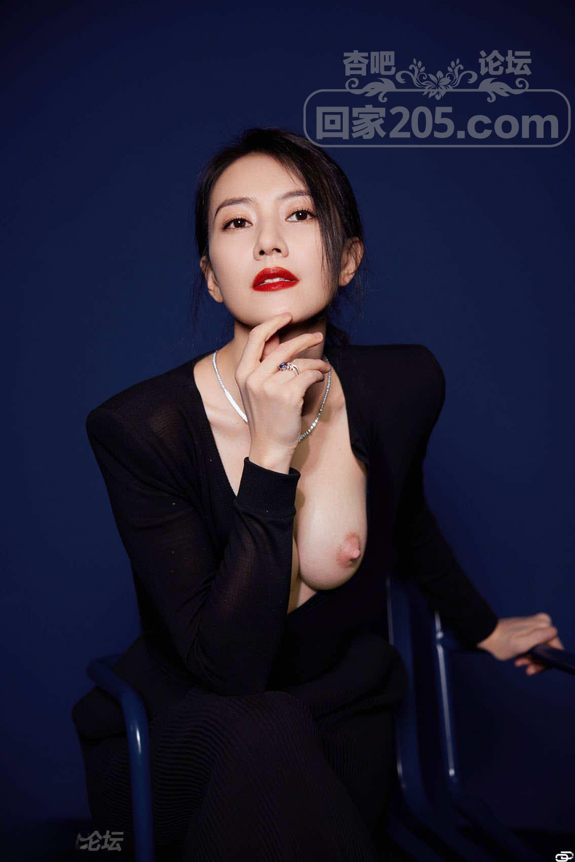 杏吧论坛 黑料.COM  高圆圆 扒掉女明星的衣服之高圆圆国民女神原图扒衣 女明星露出大奶让你看超诱惑【16P】-杏吧_性吧_sex8_杏吧有你春暖花开-杏吧-性吧-sex8-明星专区|Popular  Stars|单帖最高奖励2积分+20彩金-杏吧有你,春暖花开